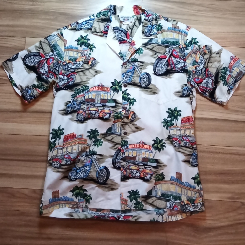 Pacific Legend Apparel 100% cotton Vintage Hawaiian shirt.